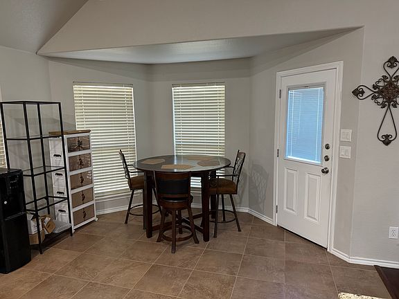 Eat in breakfast area