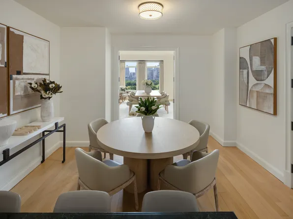 15 Central Park West image 9 of 18