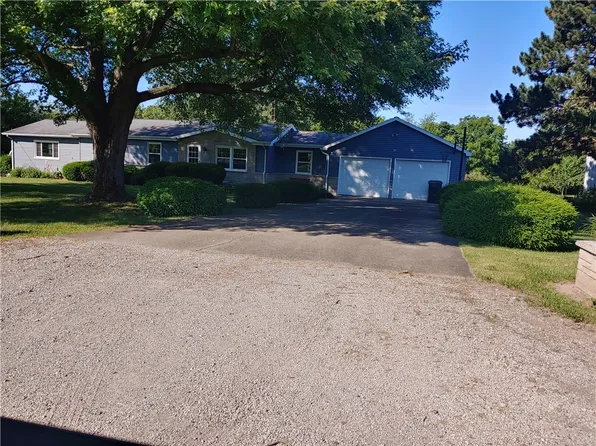 16624 Sulphur Springs Rd, Paris, IL 61944