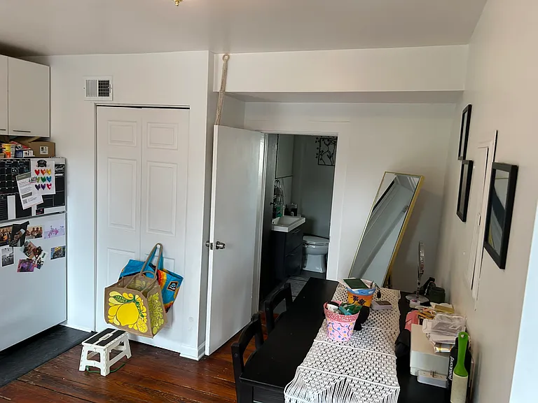 3001 Huntingdon Ave #2 — Photo 4