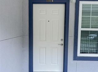 5802 Twisted Pine Ct UNIT B, Houston, TX 77039