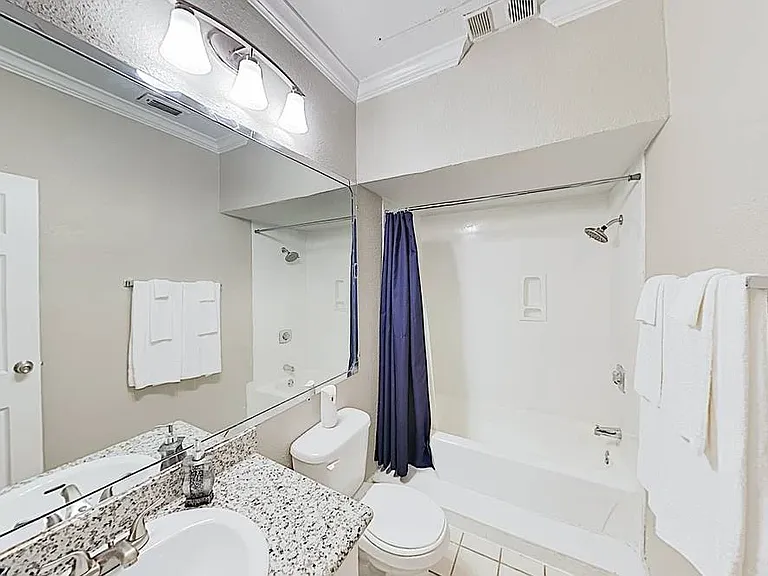 The Oceanfront Galveston Apartments — Photo 78