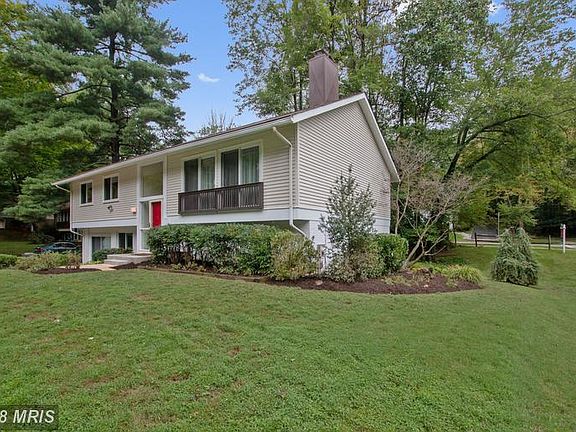 3rd image of 1 Farsta Ct