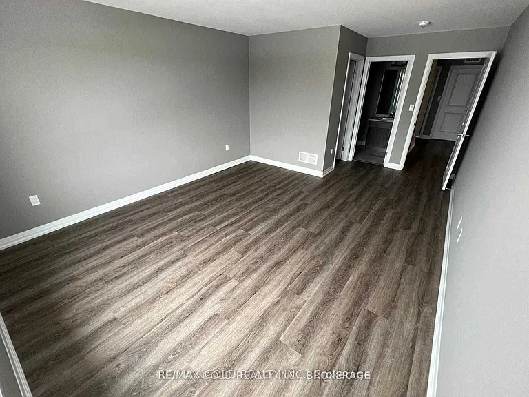 4552 Portage Rd #6 — Photo 6