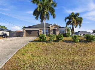 1921 NW 20th St, Cape Coral, FL 33993