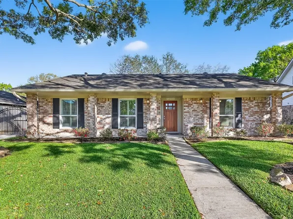 12374 Westella Dr, Houston, TX 77077