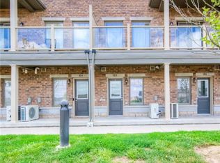 70 Willowrun Dr #E5, Kitchener, ON N2A0J3