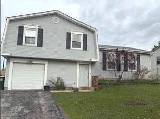 1469 William Clifford Ln, Elk Grove Village, IL 60007