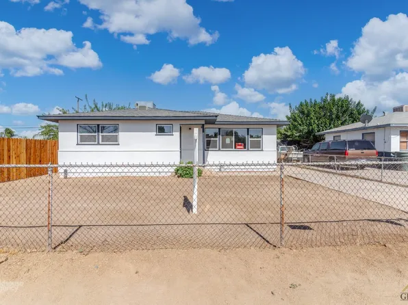 1642 Clinton St, Delano, CA 93215