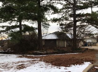 2504 Rockford Ln, Edmond, OK 73034