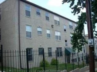 11 46th St SE APT 202, Washington, DC 20019