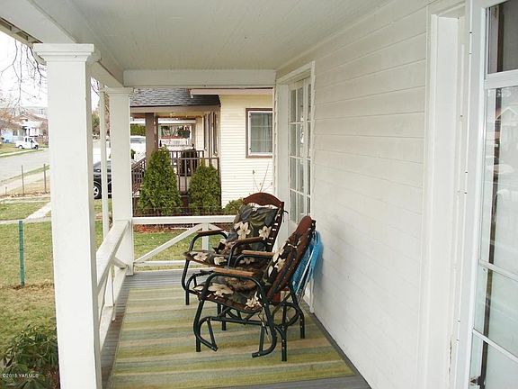 Covered Front Porch
