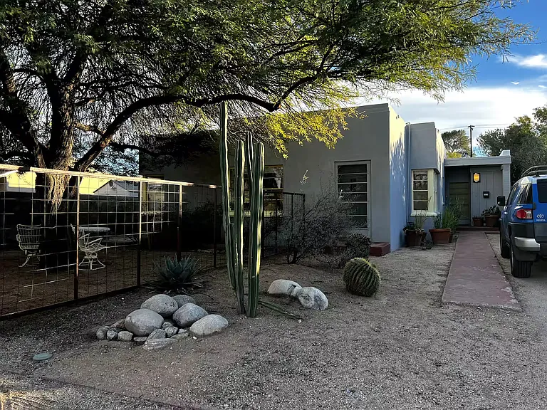 E Drachman St — Photo 30