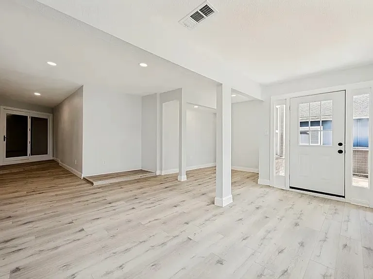 1023 Oak Dr — Photo 14