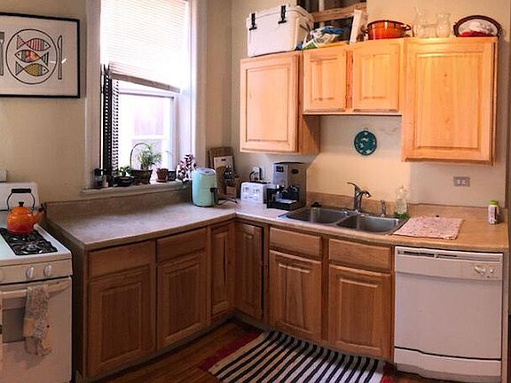 5th image of 1346 N Downing St #1