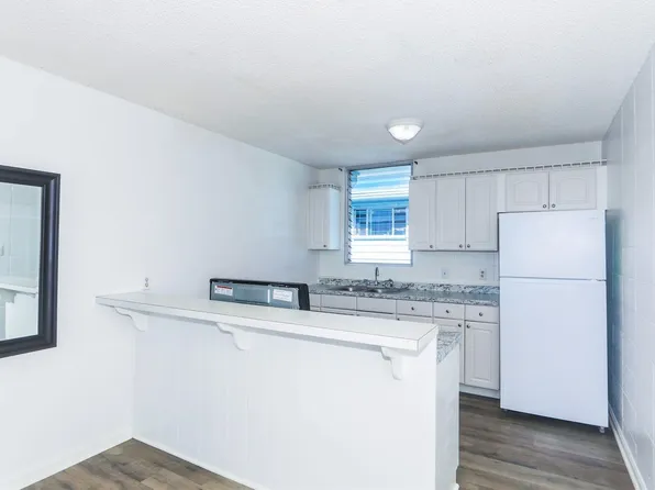94-010 Leolua St APT B309, Waipahu, HI 96797
