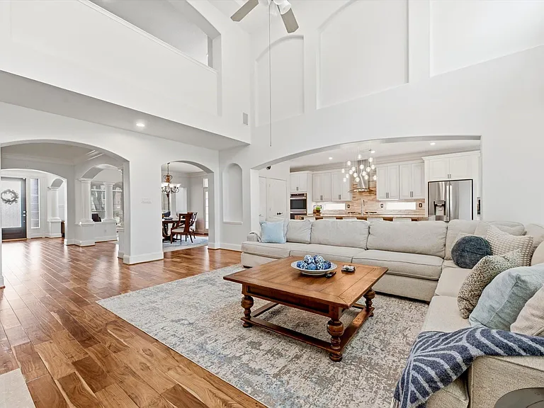 1523 Baldridge Ln — Photo 10