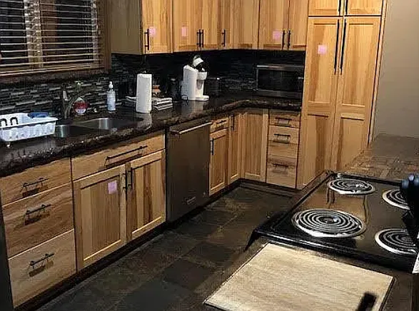 3 bed, 1450 sqft, $3,300 — Photo 2