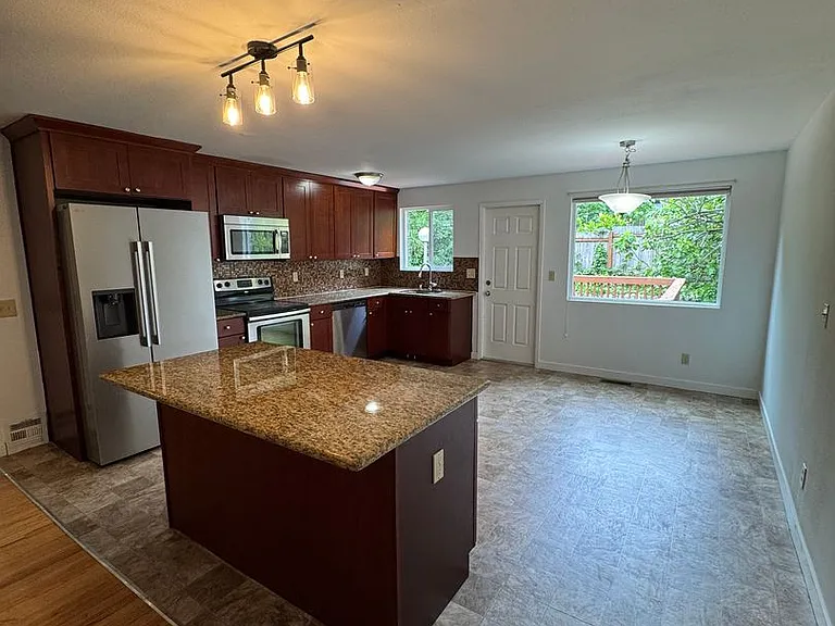 3411 Cheasty Blvd S — Photo 4
