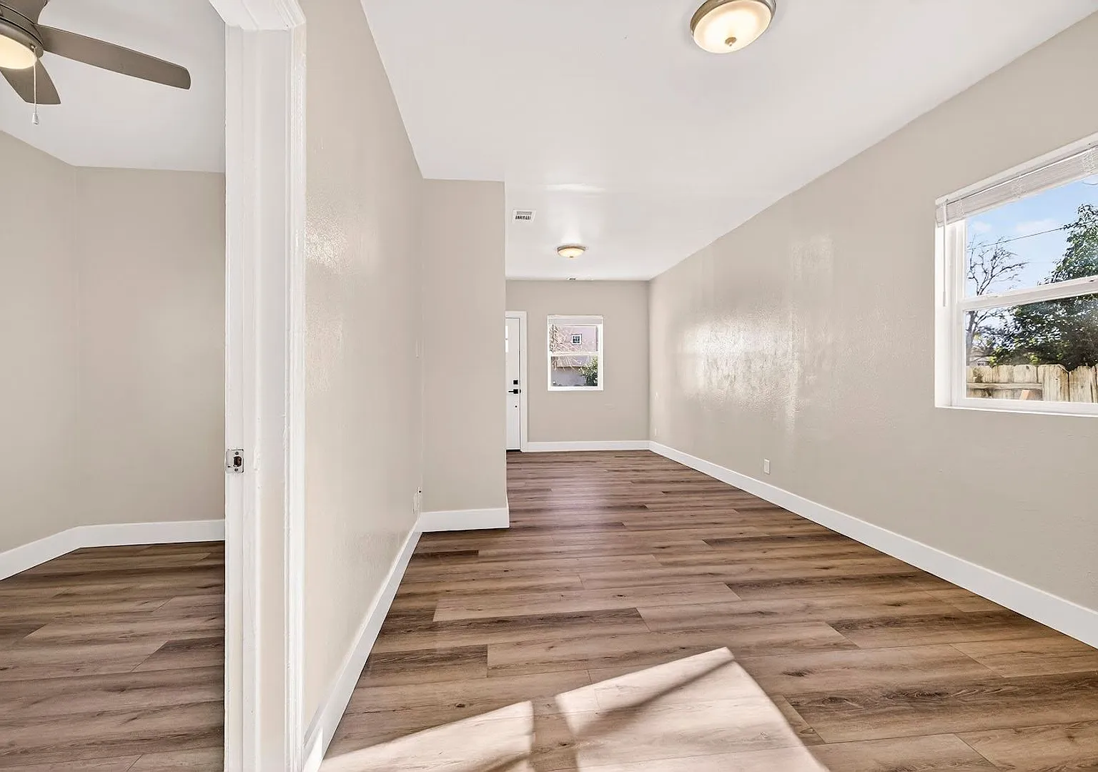 Move In Special $3000 If Lease Signed By July 2026!! 3 Bedroom Home Close To Csuc! — Photo 4