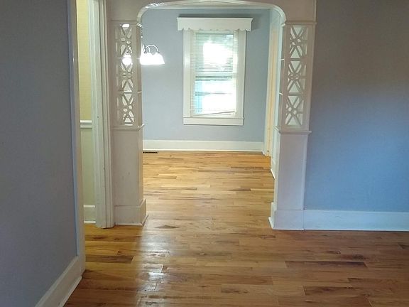 Built in arch. Tons of original character!