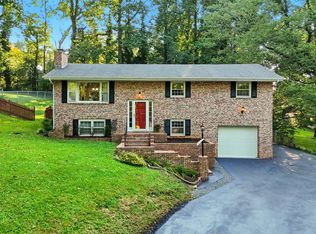 308 Cardinal Ln, Bristol, TN 37620