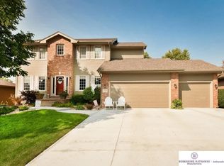 1728 N 171st St, Omaha, NE 68118