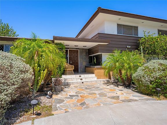 5th image of 1408 Maria Elena Dr