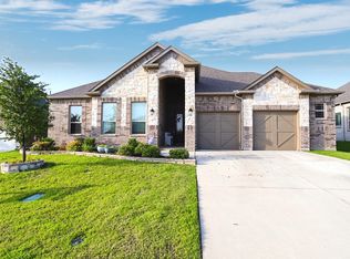 910 Park Vista Dr, Justin, TX 76247