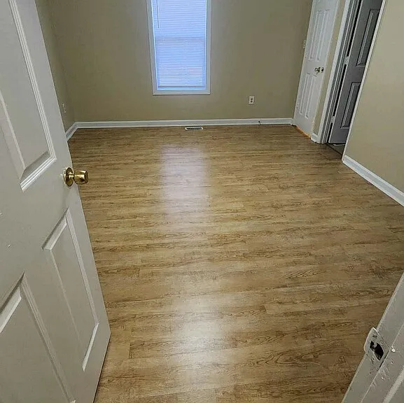 215 Hay St — Photo 10