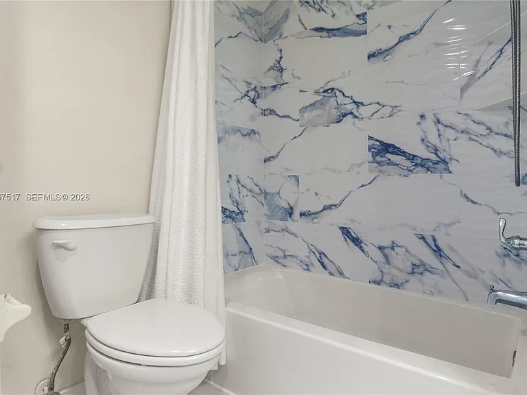 3703 NE 166th St #904 — Photo 34