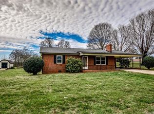 2412 Belle Terre Dr, Statesville, NC 28625