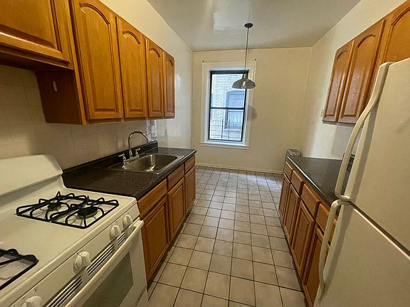 4th image of 28-28 35th St #2G