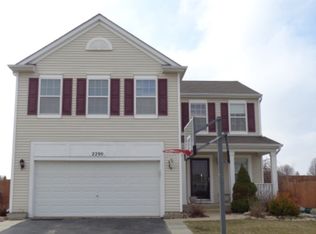 2290 Crescent St, Bourbonnais, IL 60914