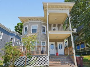 707 Bridge St, Lowell, MA 01850