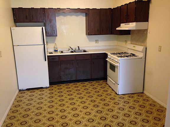 Eat In Kitchen