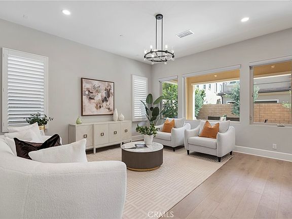 3rd image of 84 Rockinghorse