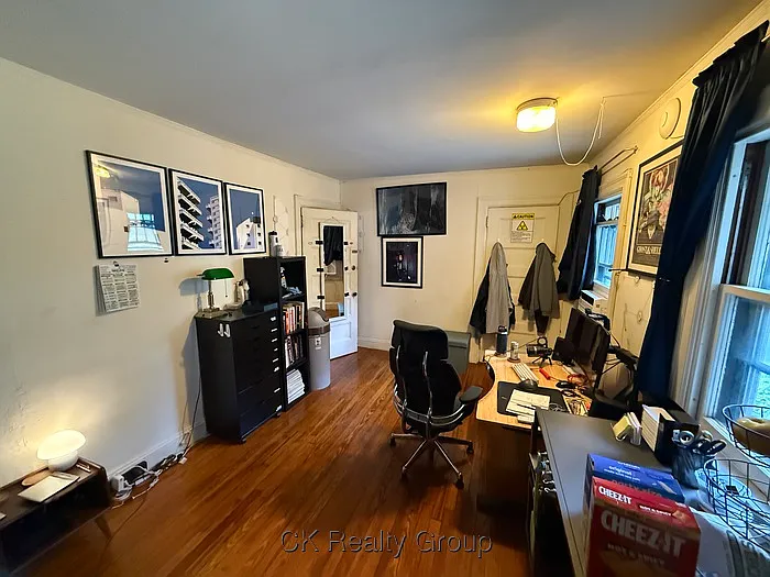 98 Mount Auburn St — Photo 9
