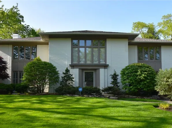 22400 Canterbury Ln, Shaker Heights, OH 44122