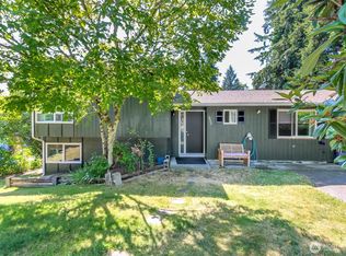 2633 Lake Youngs Court SE, Renton, WA 98058