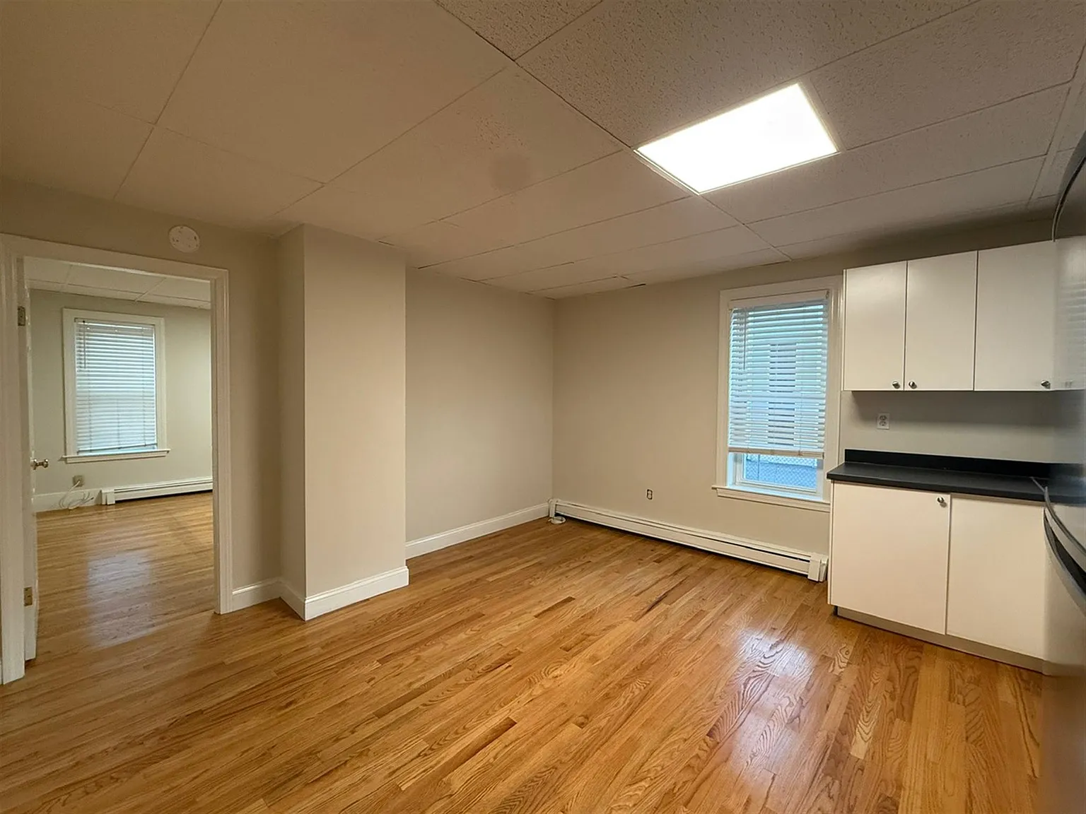 Studio, 9999 sqft, $1,850 — Photo 3