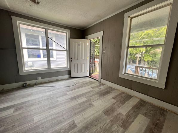 759 Saint Paul Ave #1