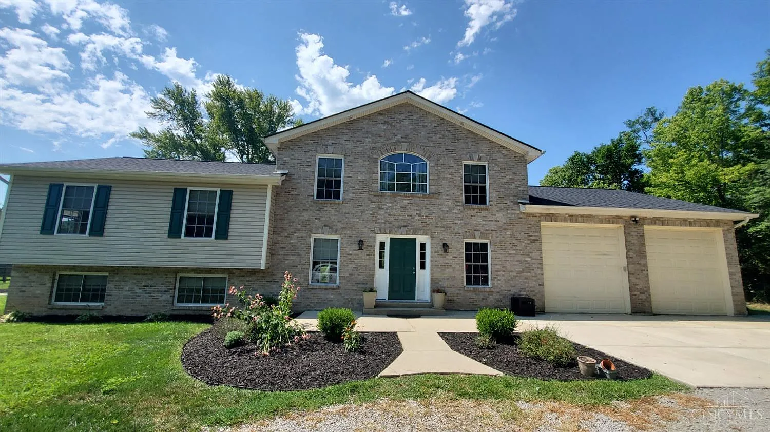 4750 Shephard Rd photo 1