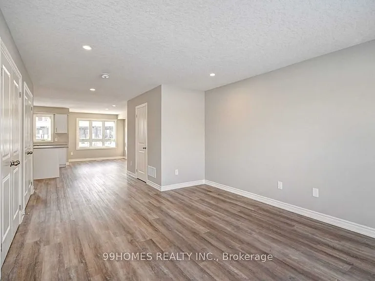 249 Chapel Hill Dr — Photo 4