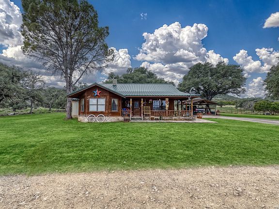 3rd image of 969 WALTER WHITE RANCH RD