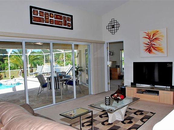 2nd image of 798 Rotonda Cir