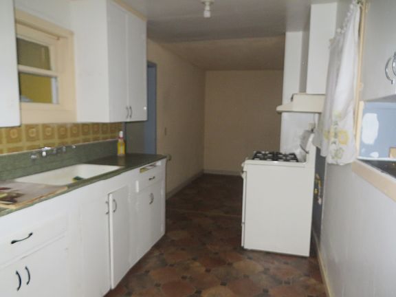 3rd image of 26857 N Sacramento Blvd