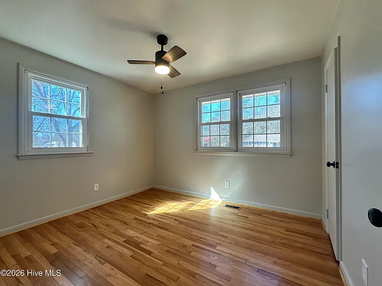 1030 Daniel Dr — Photo 13