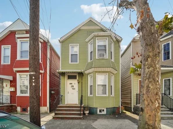 31 Marne St, Newark City, NJ 07105