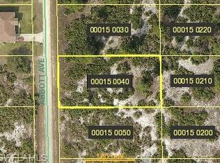 516 Abbott Ave, Lehigh Acres, FL 33972